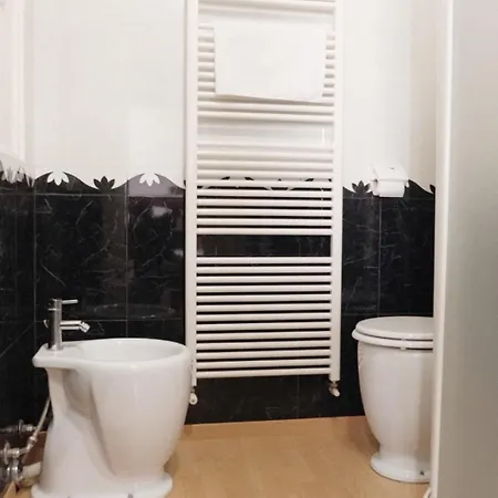 Angolo Del Carbone * パルマ